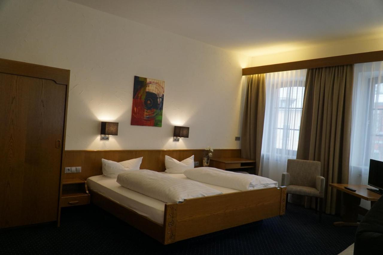 Hotel Zum Goldenen Ochsen マイカンマー エクステリア 写真