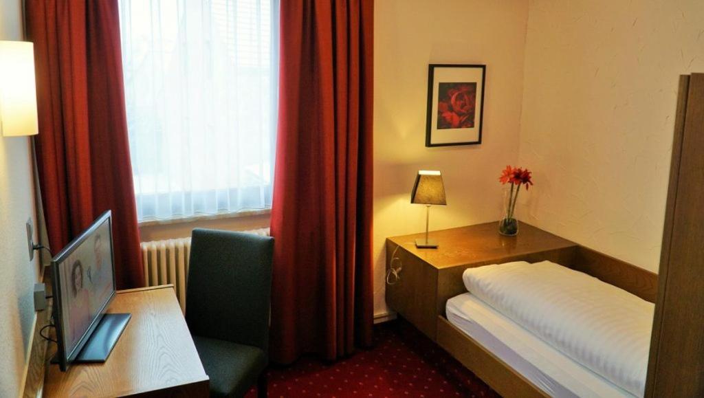 Hotel Zum Goldenen Ochsen マイカンマー エクステリア 写真